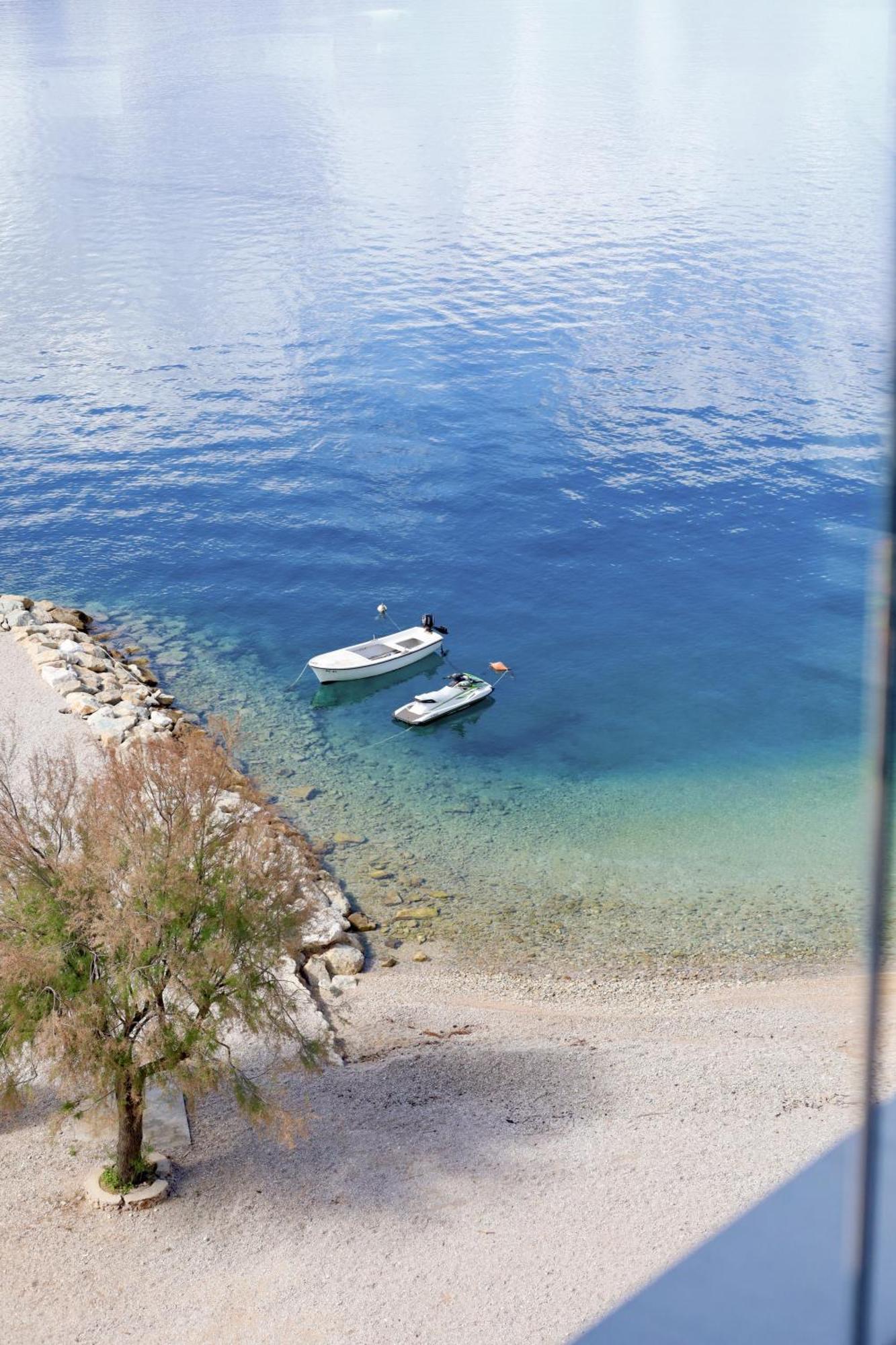 Hotel Medistone Omiš Exterior foto